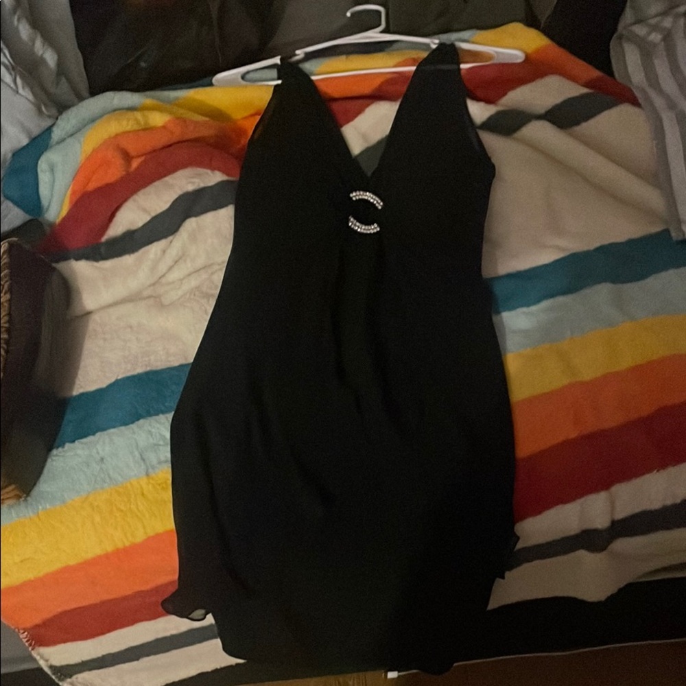 Elegant Black Dress with Rhinestone Detail